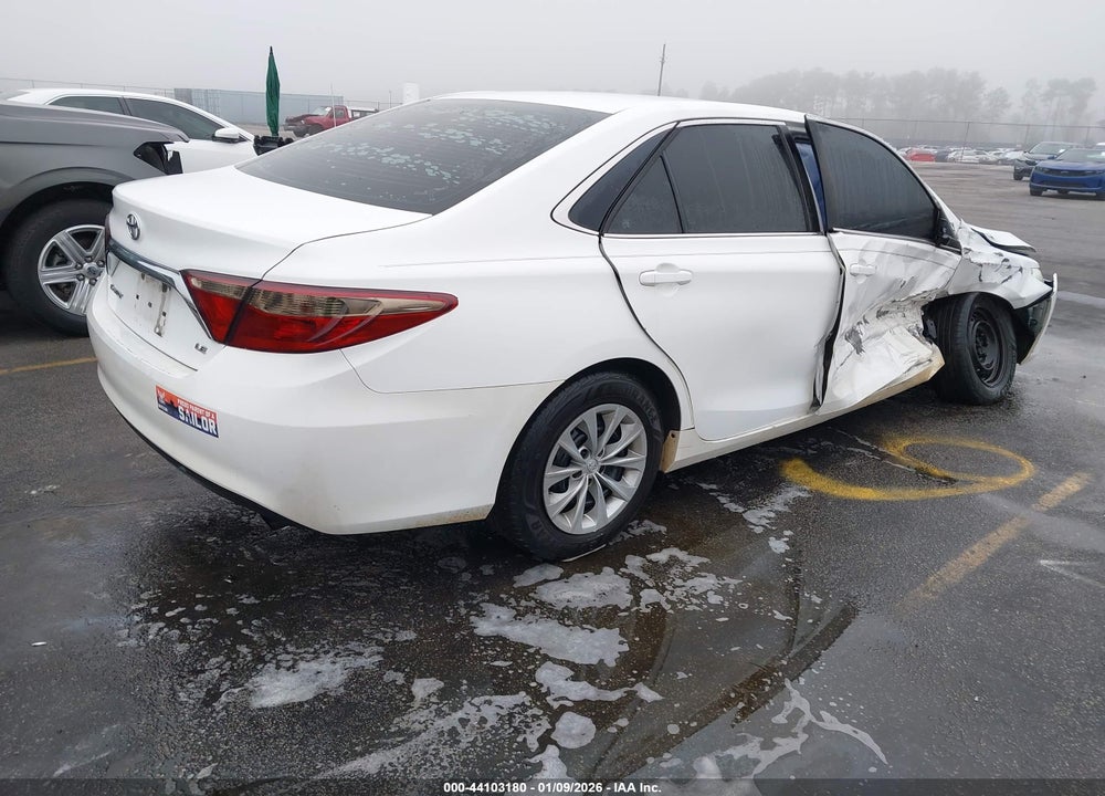 2015 TOYOTA CAMRY LE VIN: 4T1BF1FK1FU077026