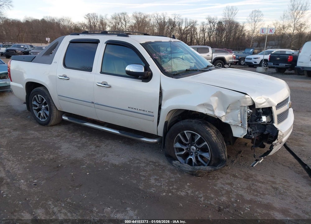 2011 CHEVROLET AVALANCHE 1500 LTZ VIN: 3GNTKGE34BG162061