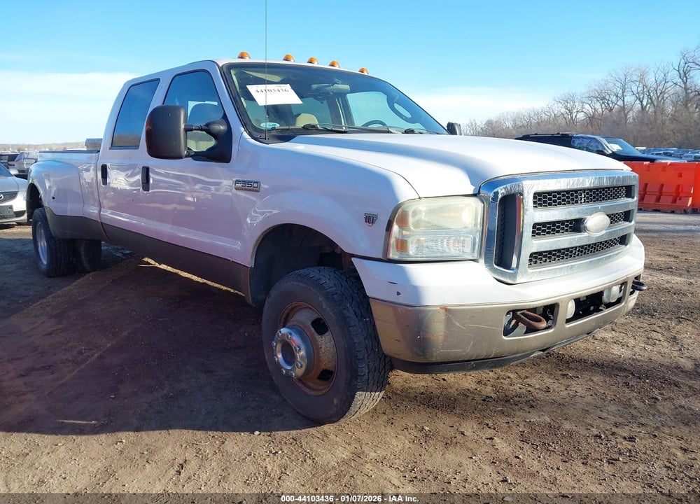 2005 FORD F-350 LARIAT/XL/XLT VIN: 1FTWW33Y05ED10882