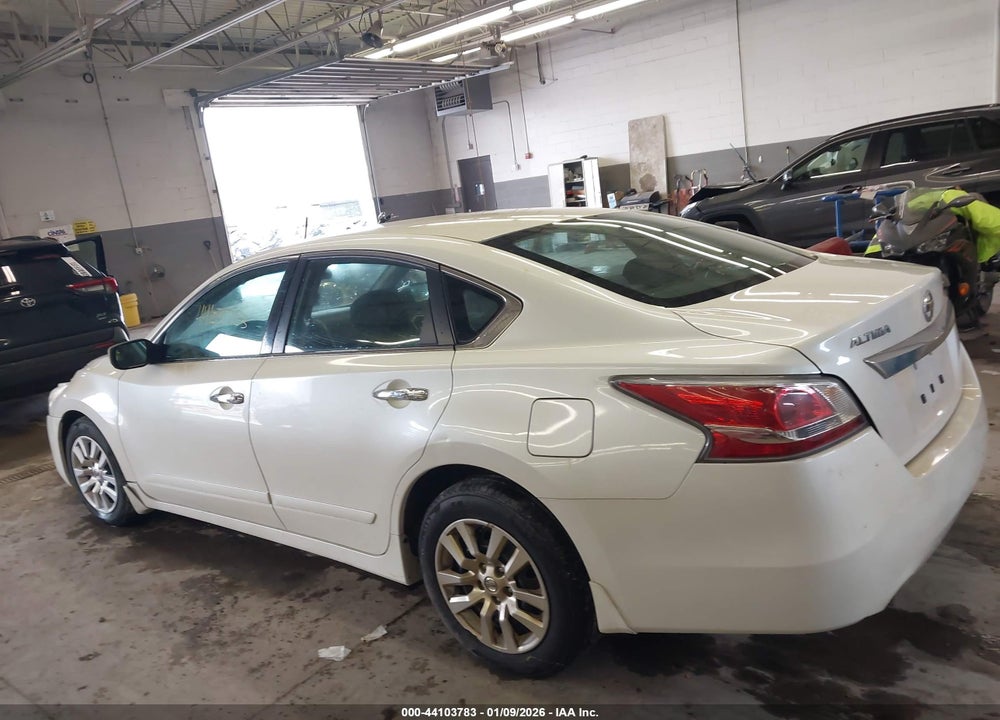 2015 NISSAN ALTIMA 2.5 S VIN: 1N4AL3AP2FC583807