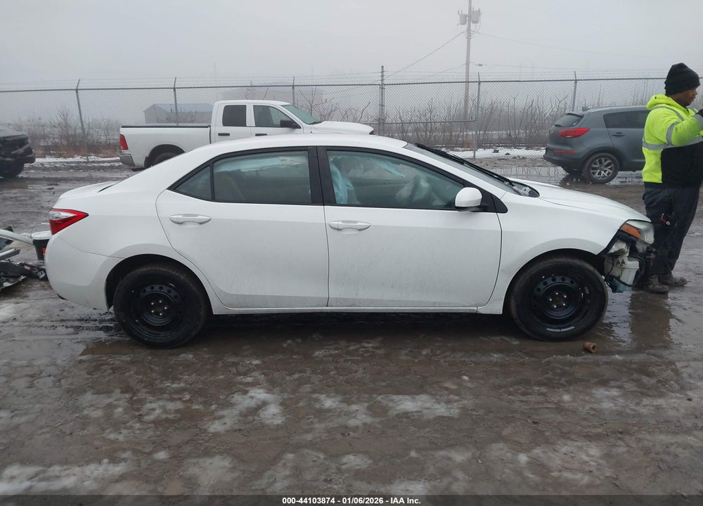 2015 TOYOTA COROLLA LE VIN: 2T1BURHE9FC456823