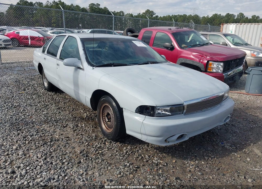 1995 CHEVROLET CAPRICE / IMPALA CLASSIC SS VIN: 1G1BL52P5SR170322