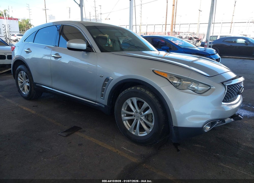 2017 INFINITI QX70 VIN: JN8CS1MU8HM141823