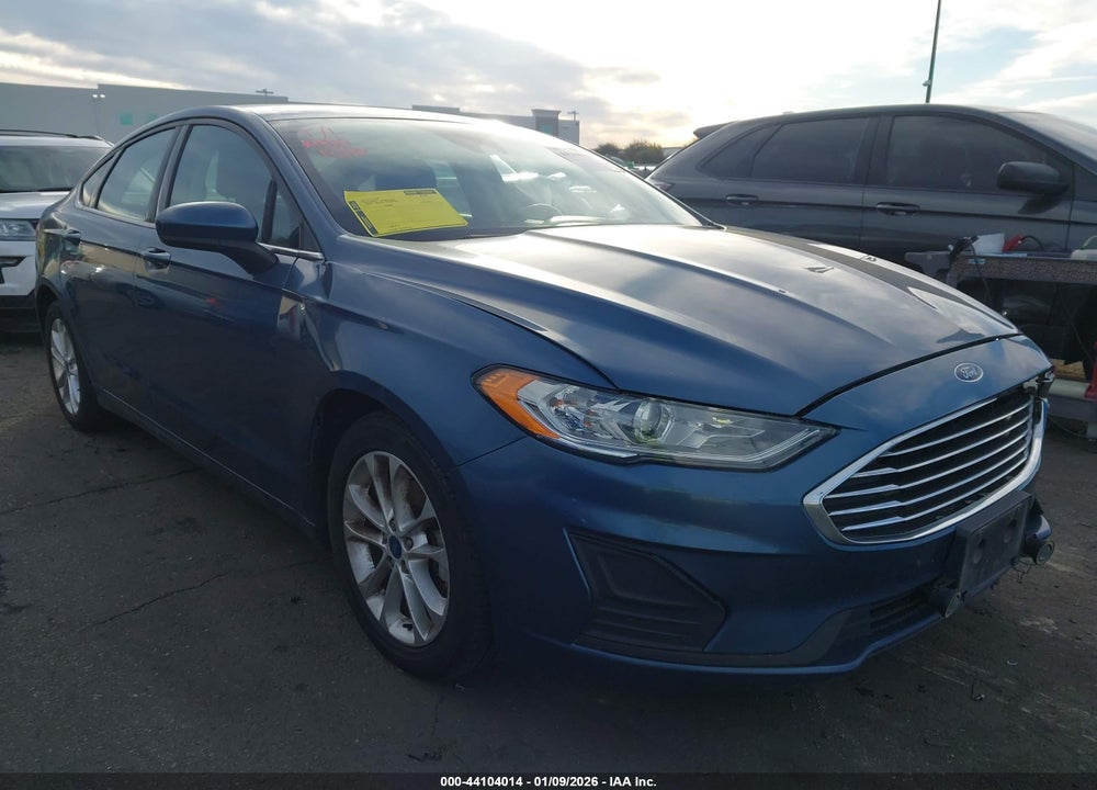 2019 FORD FUSION SE VIN: 3FA6P0HD0KR135422