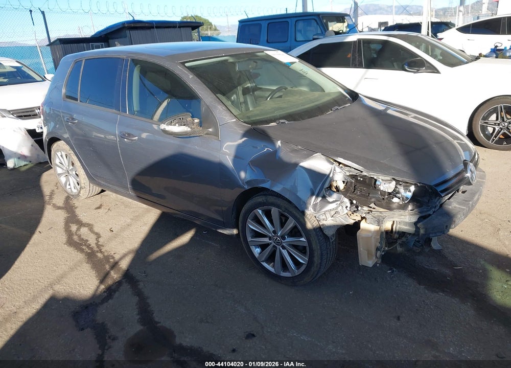 2014 VOLKSWAGEN GOLF 2.0L TDI VIN: WVWNM7AJ6EW006349