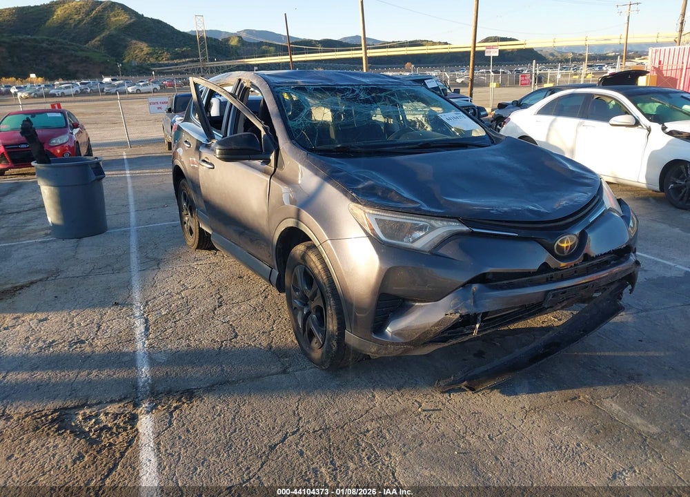 2018 TOYOTA RAV4 LE VIN: 2T3ZFREV2JW474575