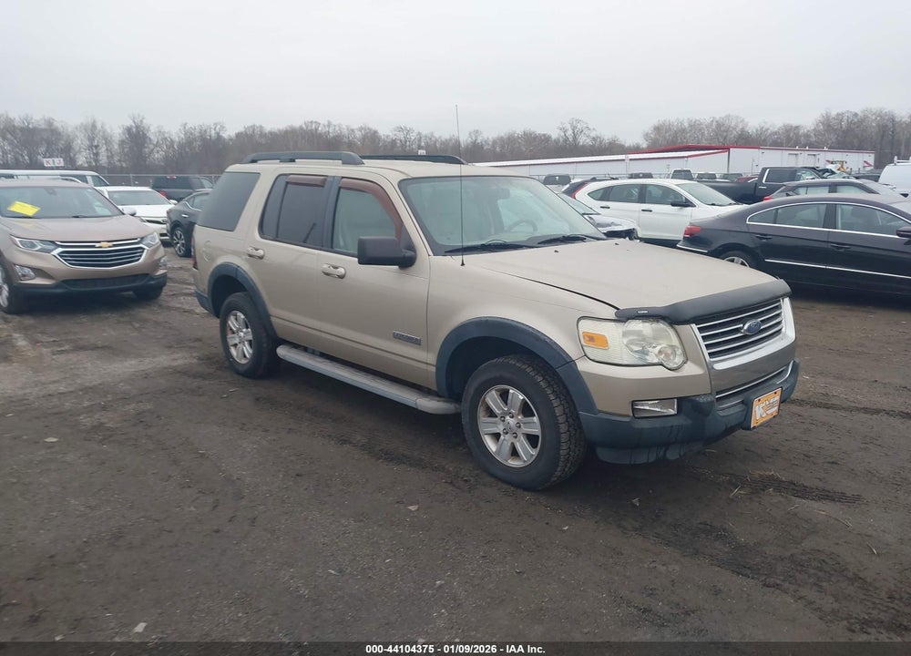 2007 FORD EXPLORER XLT VIN: 1FMEU73E67UA83555