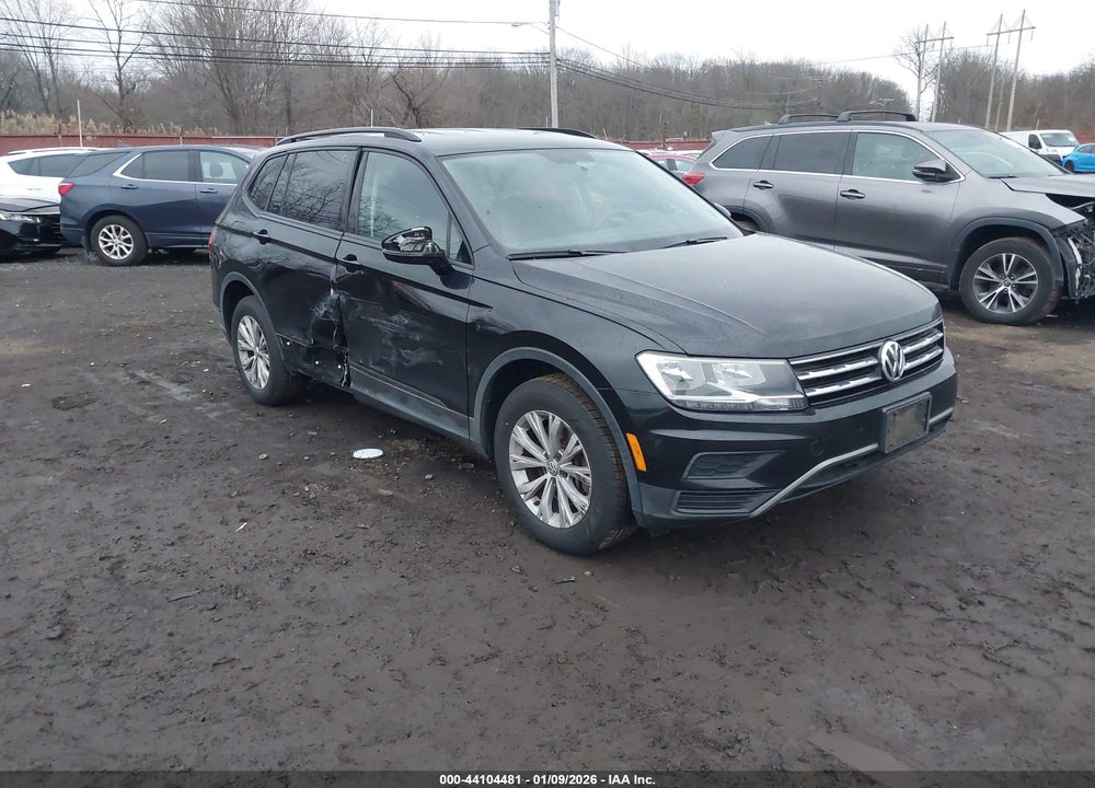 2018 VOLKSWAGEN TIGUAN 2.0T S VIN: 3VV0B7AXXJM095021