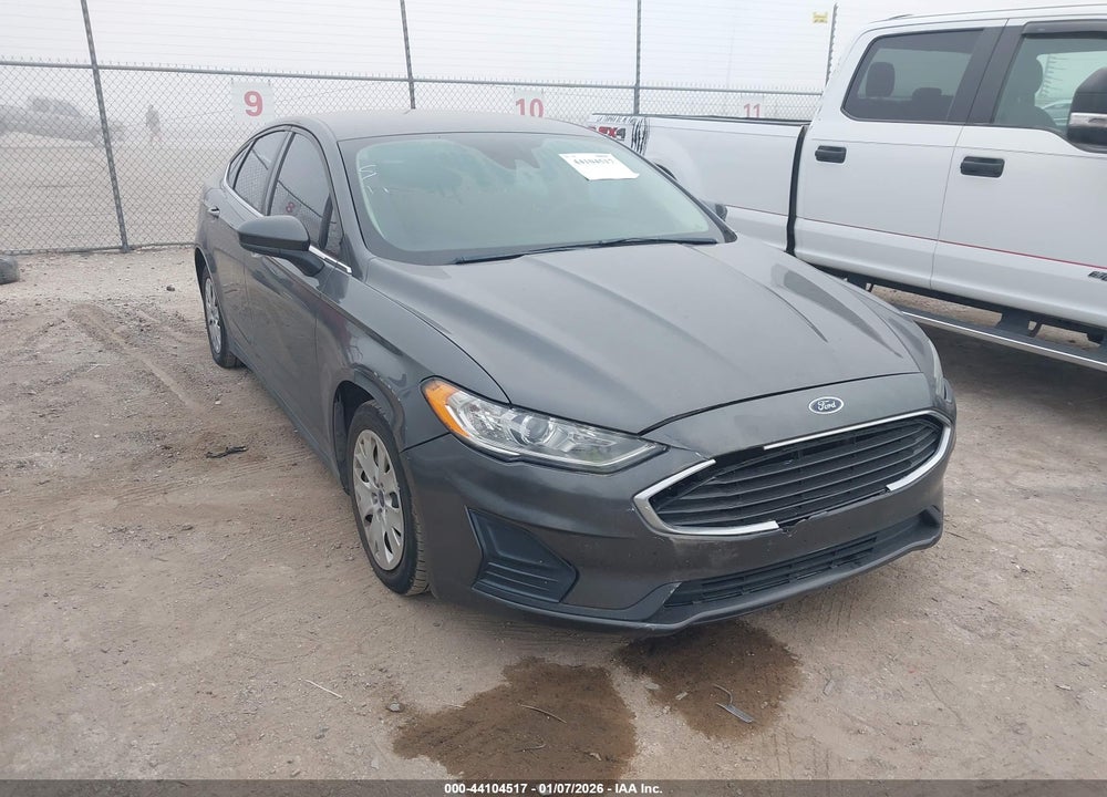 2020 FORD FUSION S VIN: 3FA6P0G7XLR148241