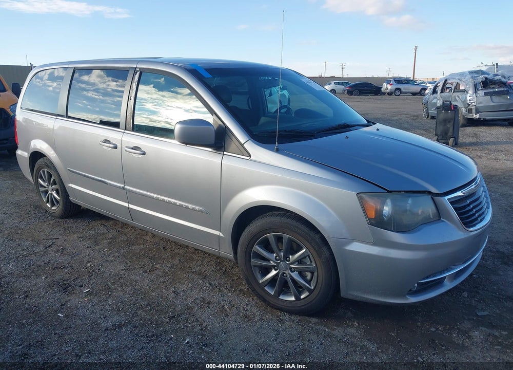 2015 CHRYSLER TOWN & COUNTRY S VIN: 2C4RC1HG7FR638959