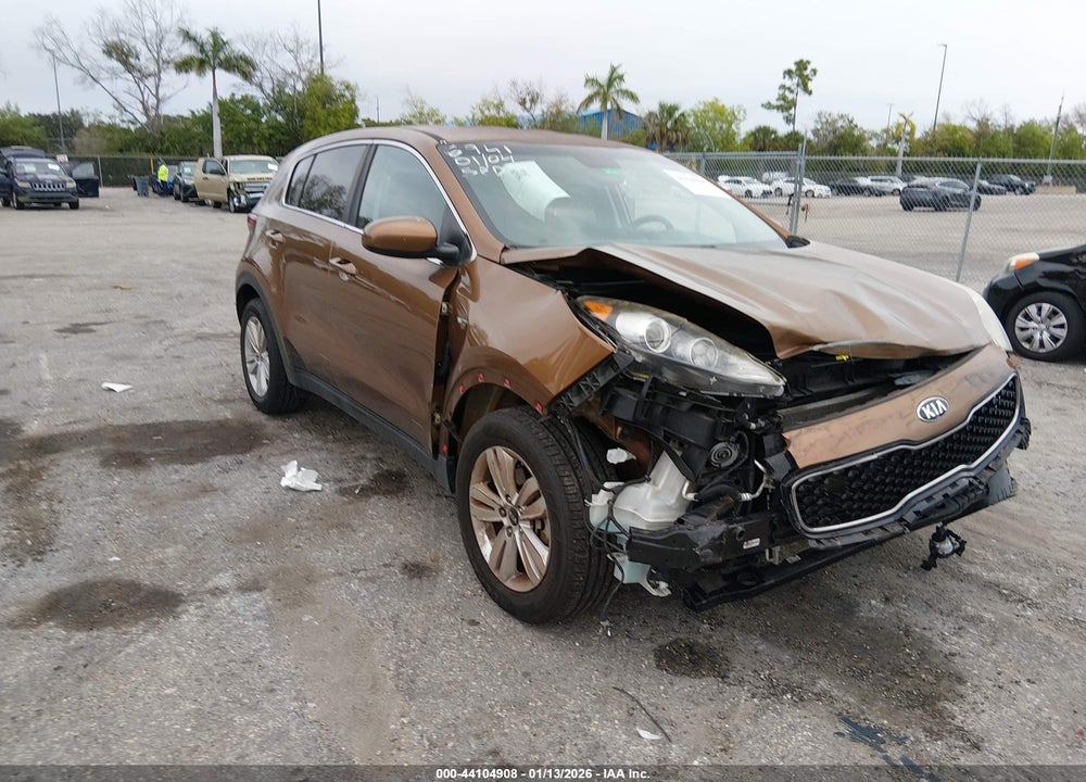 2019 KIA SPORTAGE LX VIN: KNDPMCAC4K7506941