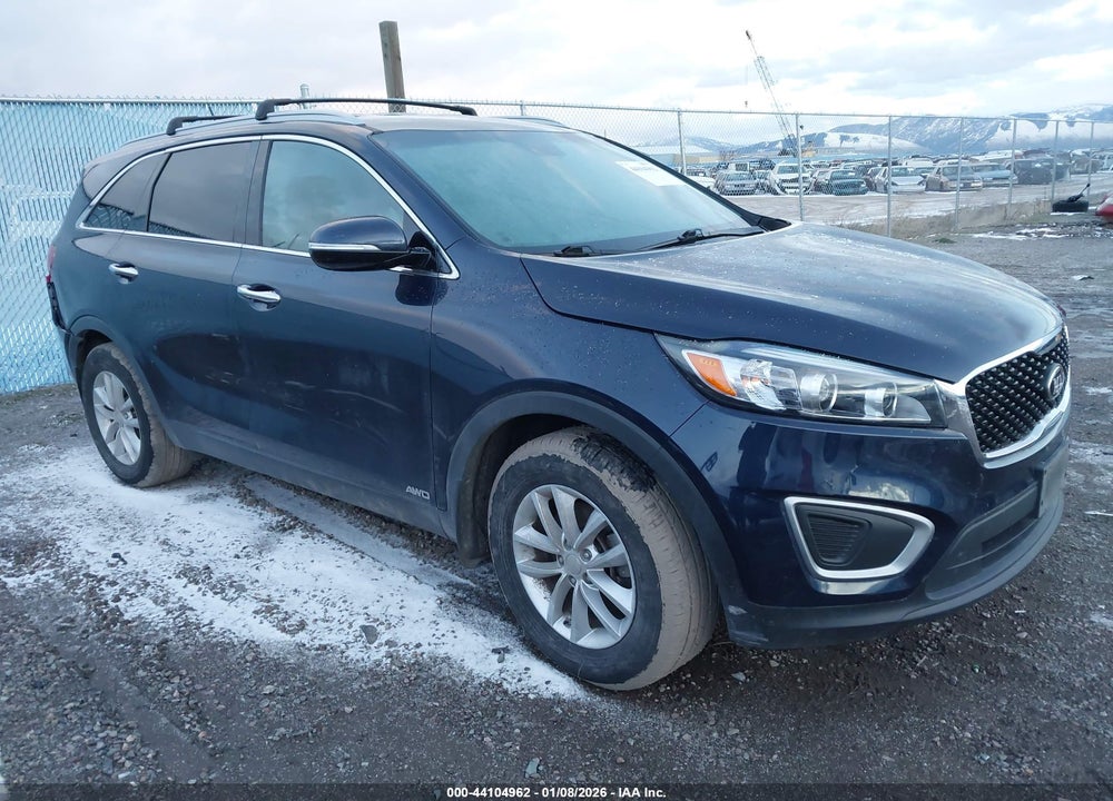 2017 KIA SORENTO 2.4L LX VIN: 5XYPGDA33HG336581