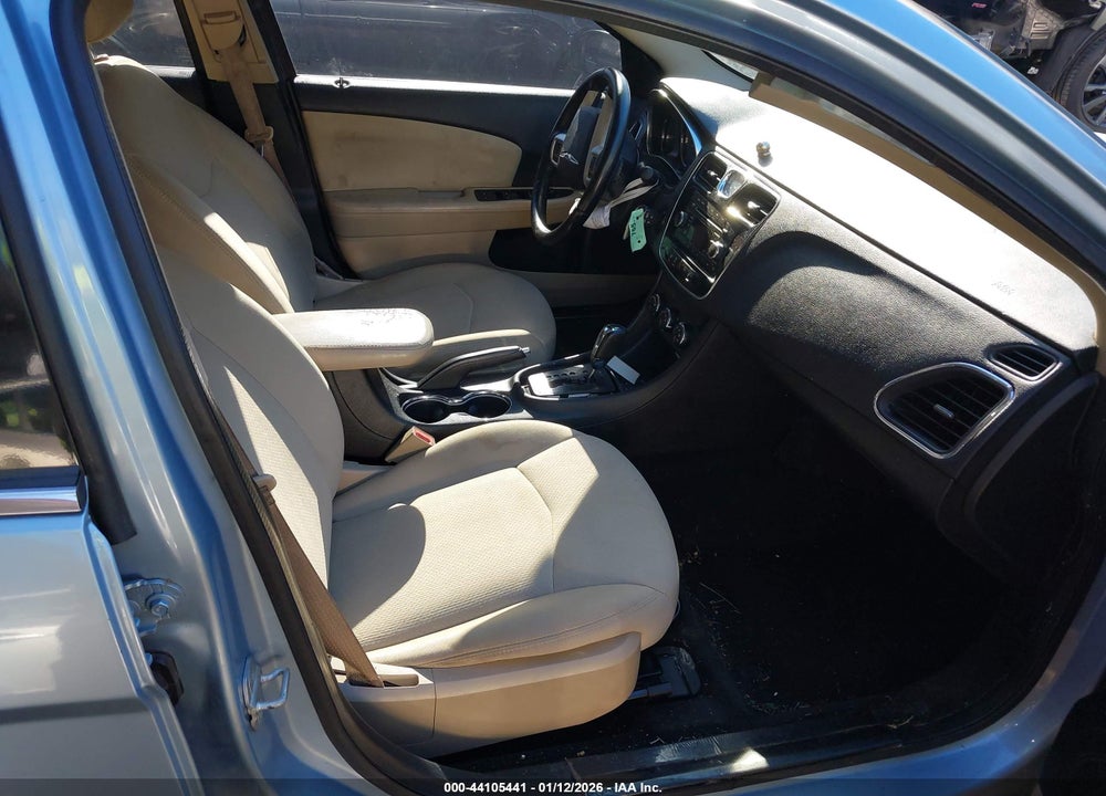 2012 CHRYSLER 200 TOURING VIN: 1C3CCBBB0CN288158