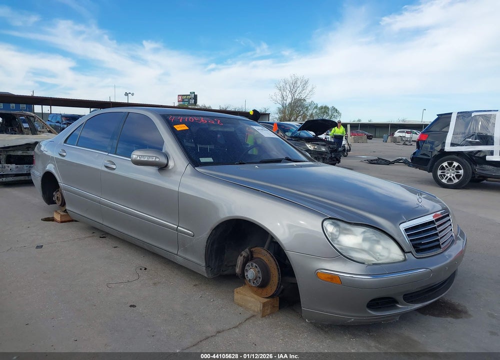 2005 MERCEDES-BENZ S 430 VIN: WDBNG70J05A444272