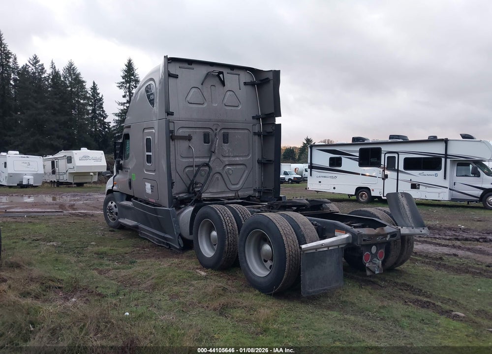 2015 FREIGHTLINER CASCADIA 125 VIN: 3AKJGLBG9FSGB5922
