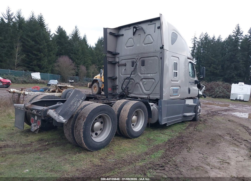 2015 FREIGHTLINER CASCADIA 125 VIN: 3AKJGLBG9FSGB5922