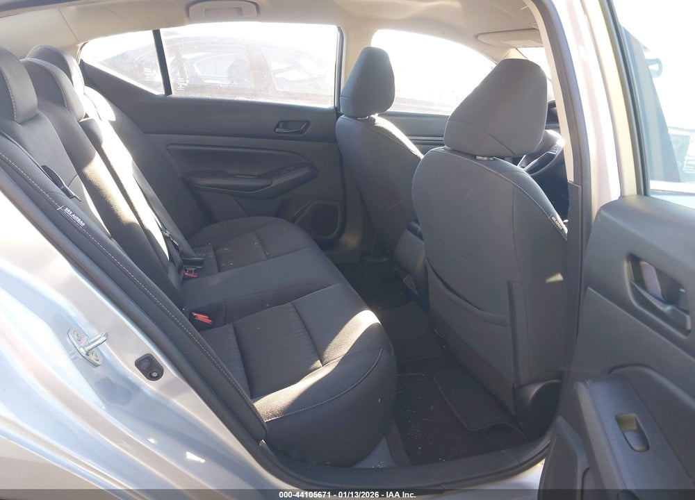 2024 NISSAN ALTIMA SV FWD VIN: 1N4BL4DVXRN325600