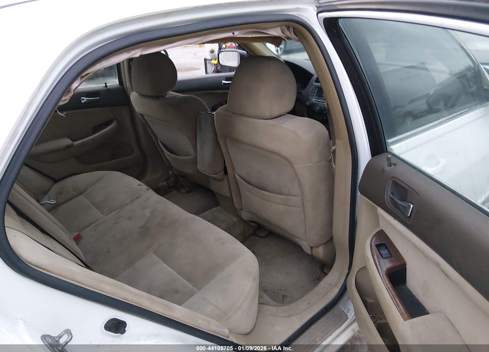 2007 HONDA ACCORD 2.4 EX VIN: 1HGCM56717A078473