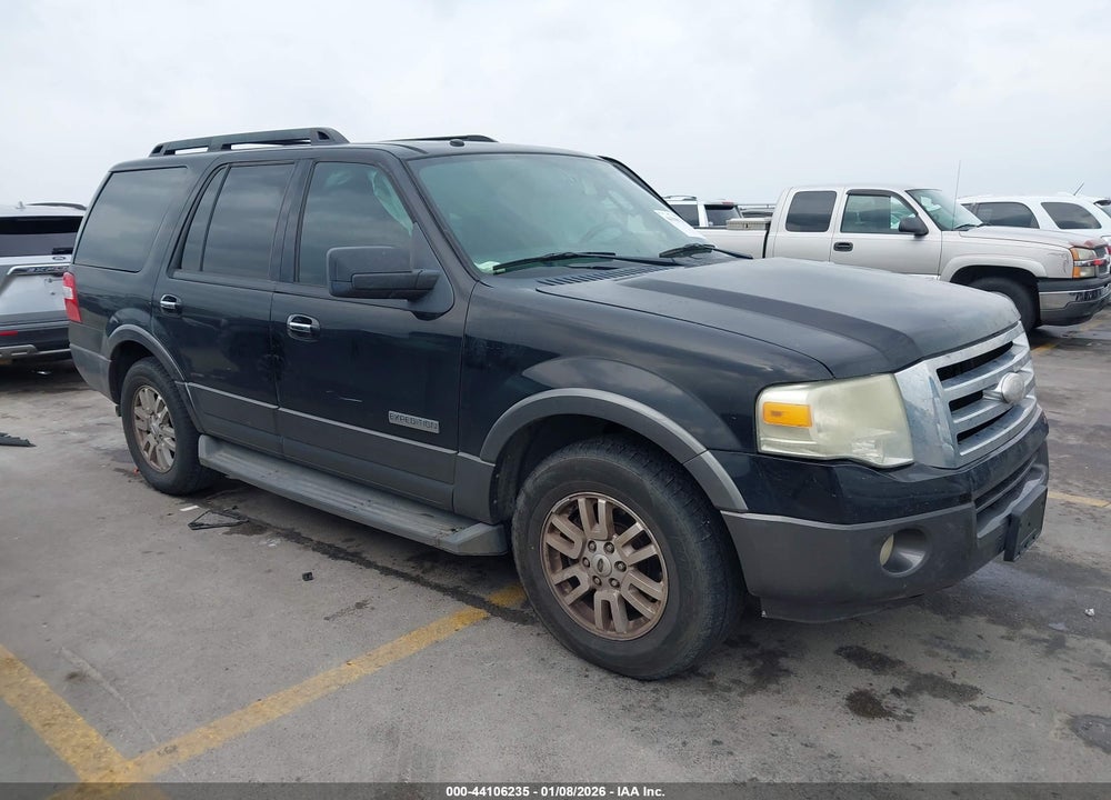 2007 FORD EXPEDITION XLT VIN: 1FMFU15537LA92086
