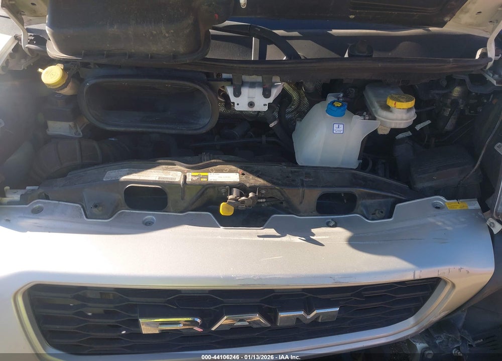 2018 RAM PROMASTER 1500 LOW ROOF 136 WB VIN: 3C6TRVAG4JE120945