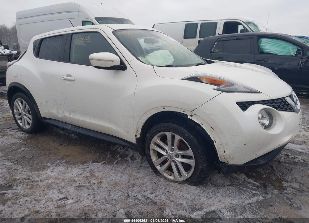 2015 NISSAN JUKE SV VIN: JN8AF5MV1FT565634