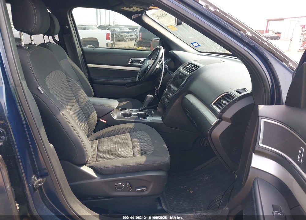 2017 FORD EXPLORER XLT VIN: 1FM5K7D85HGD40543