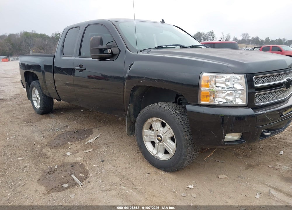 2013 CHEVROLET SILVERADO 1500 LT VIN: 1GCRKSE78DZ250901