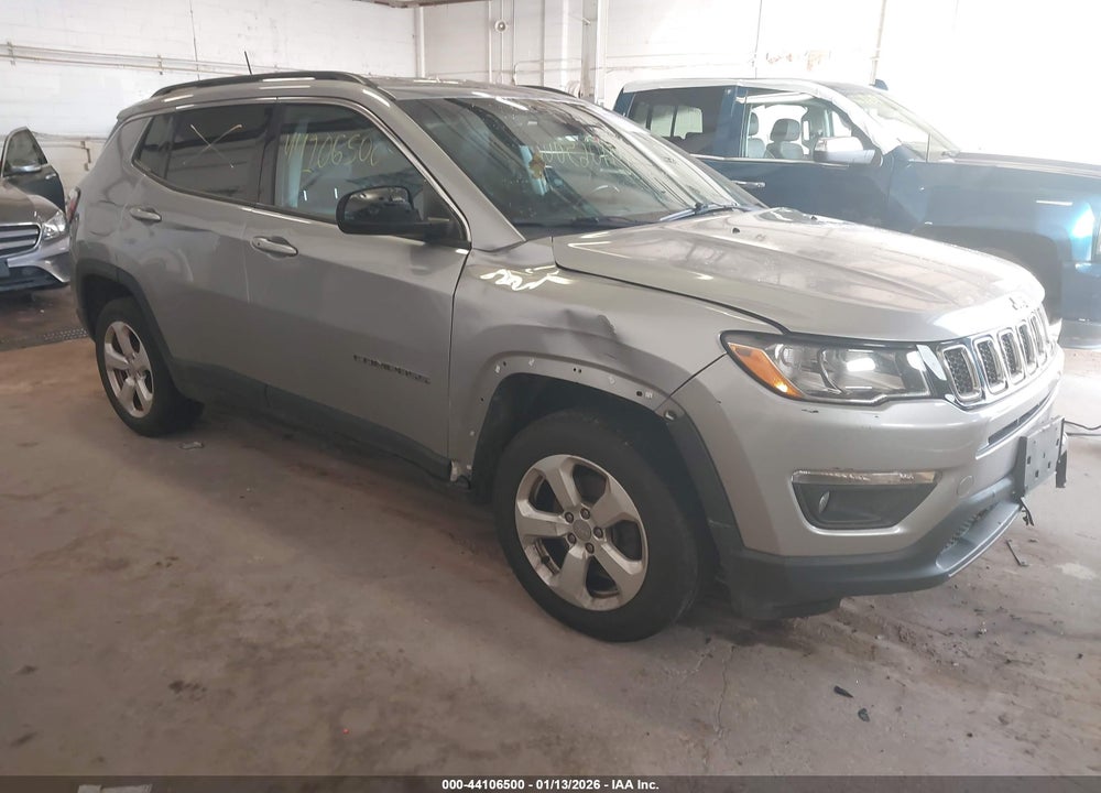 2018 JEEP COMPASS LATITUDE 4X4 VIN: 3C4NJDBB9JT283222