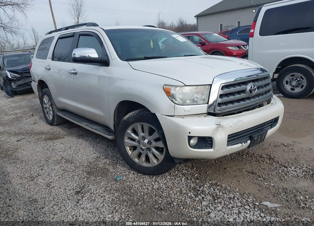 2013 TOYOTA SEQUOIA PLATINUM 5.7L V8 VIN: 5TDDW5G15DS080992