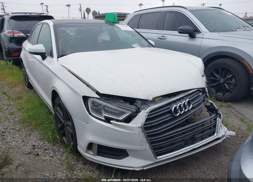 2017 AUDI A3 2.0T PREMIUM VIN: WAUAUGFF0H1039462