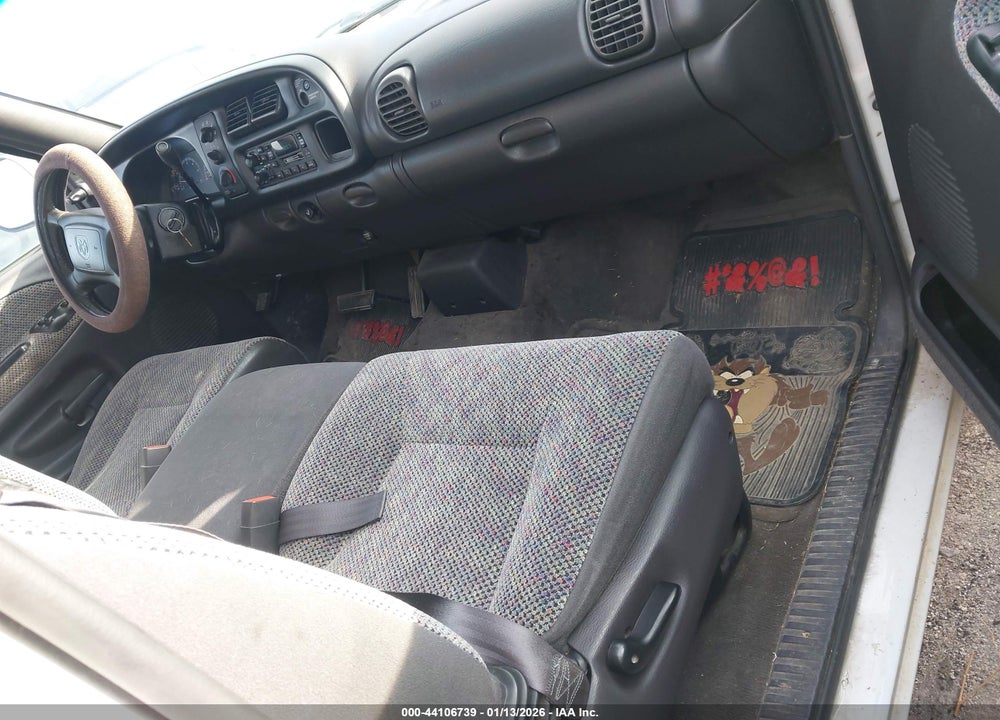 2001 DODGE RAM 1500 ST VIN: 3B7HC13Z61G786538