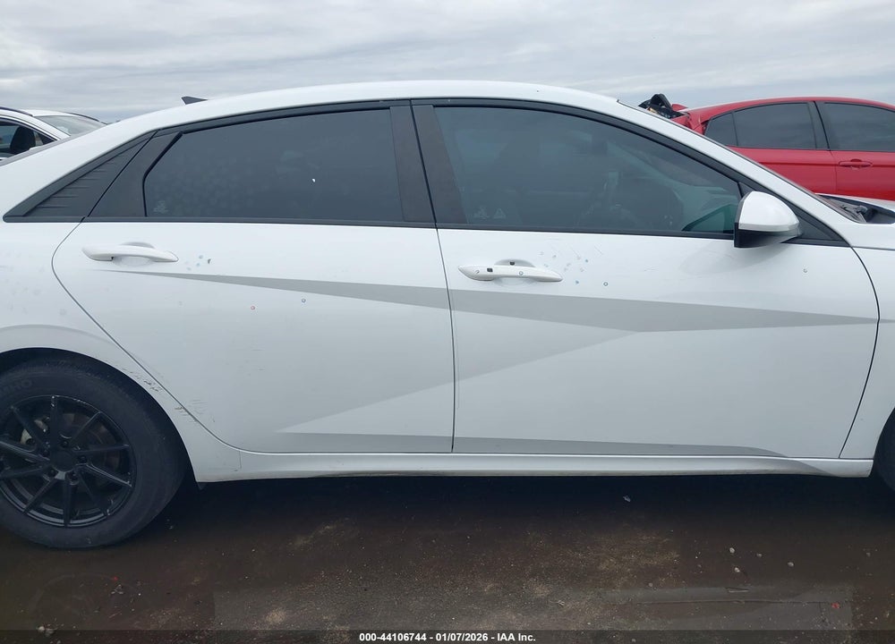 2021 HYUNDAI ELANTRA SEL VIN: 5NPLM4AG4MH001004