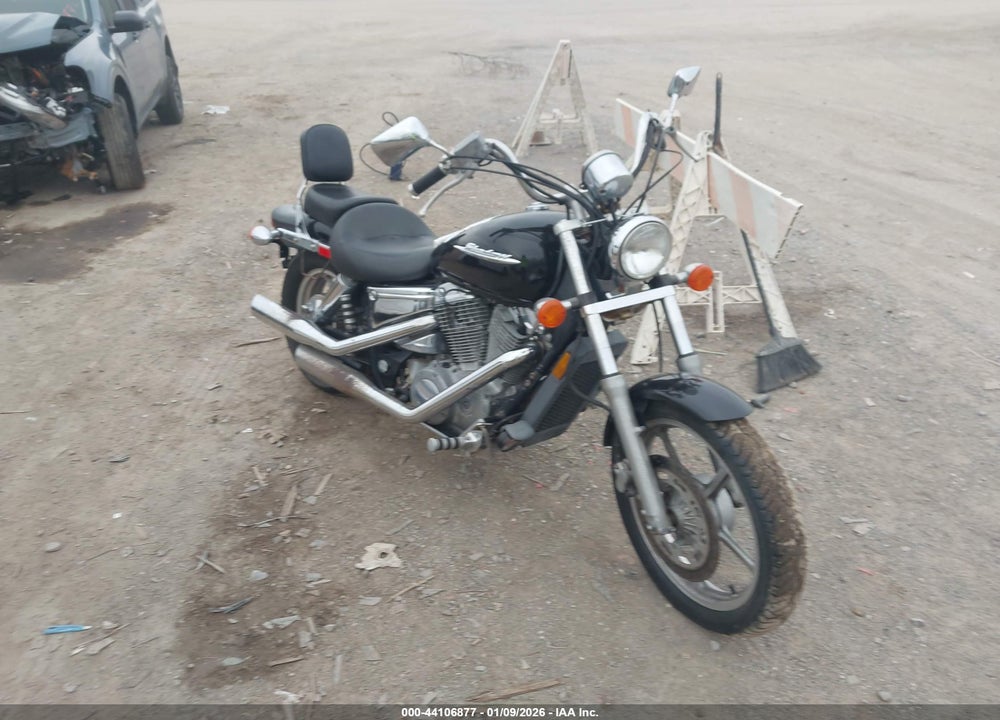 2003 HONDA VT1100 C VIN: 1HFSC18033A701565
