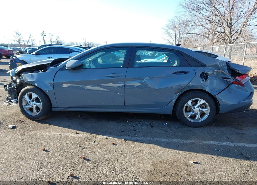 2022 HYUNDAI ELANTRA SE VIN: KMHLL4AG4NU345082