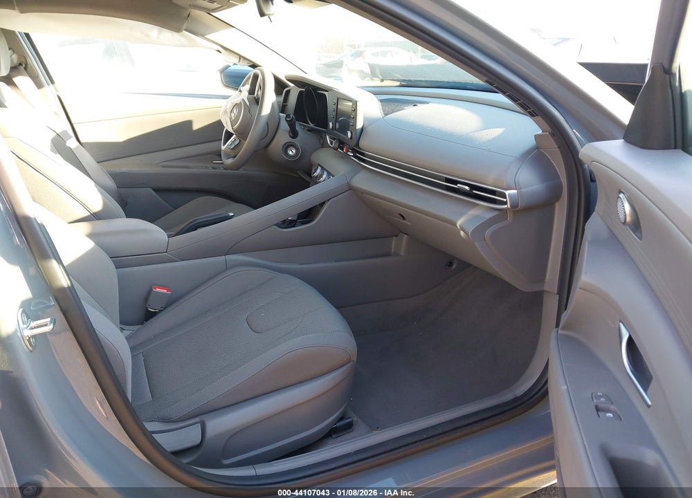 2022 HYUNDAI ELANTRA SE VIN: KMHLL4AG4NU345082