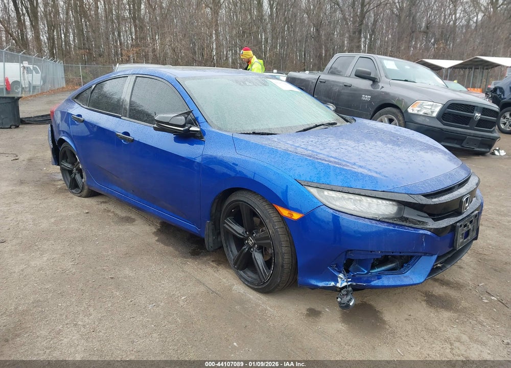 2017 HONDA CIVIC TOURING VIN: 19XFC1F95HE203191