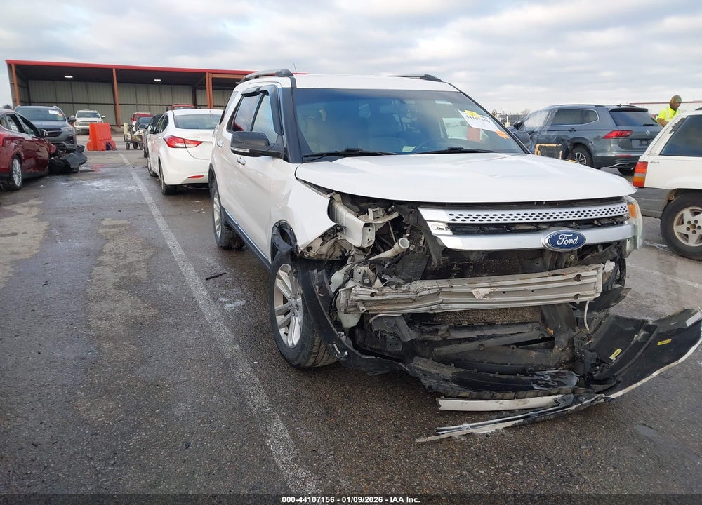 2015 FORD EXPLORER XLT VIN: 1FM5K8D84FGC42316