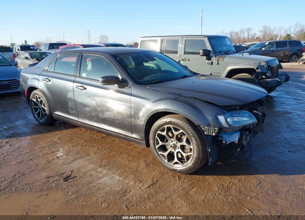 2018 CHRYSLER 300 300S AWD VIN: 2C3CCAGG1JH300368