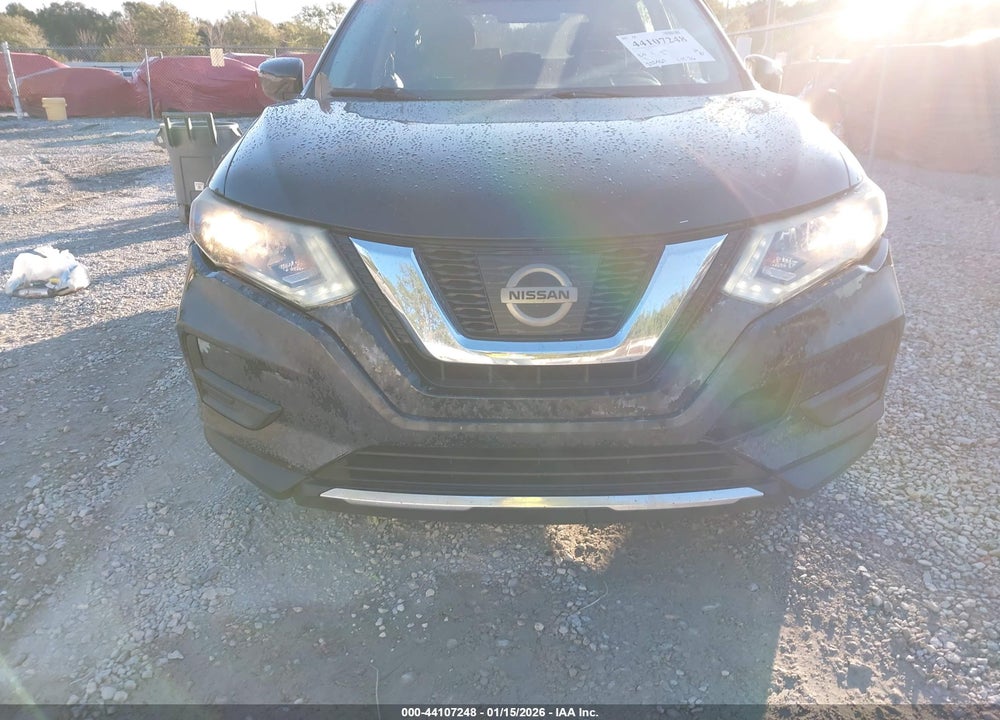2017 NISSAN ROGUE SV VIN: 5N1AT2MT0HC830902