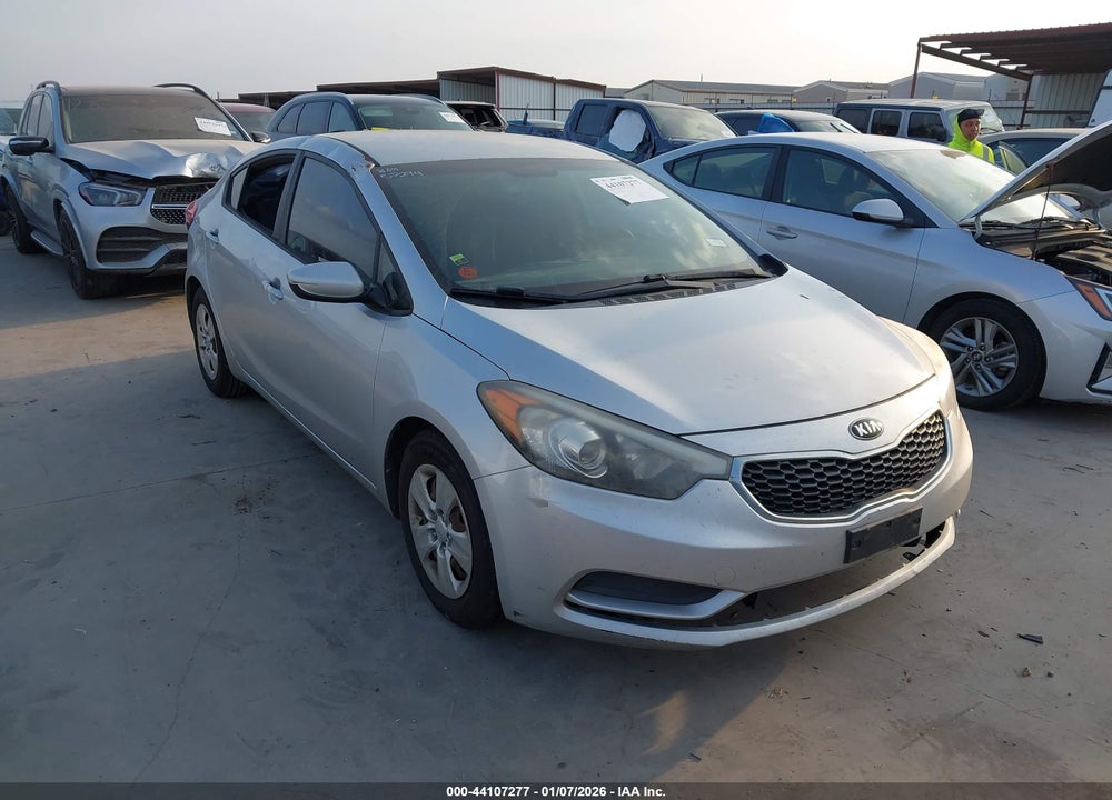2016 KIA FORTE LX VIN: KNAFK4A66G5520227