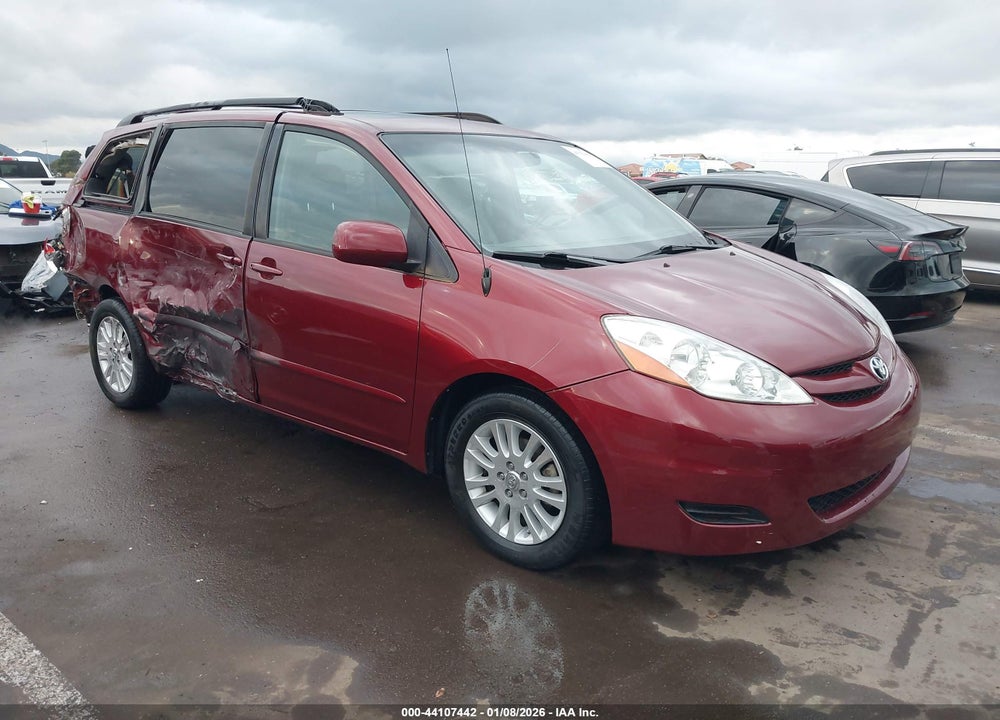 2008 TOYOTA SIENNA XLE VIN: 5TDBK22C08S016262