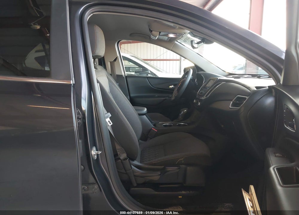 2022 CHEVROLET EQUINOX FWD LT VIN: 2GNAXKEV2N6110540