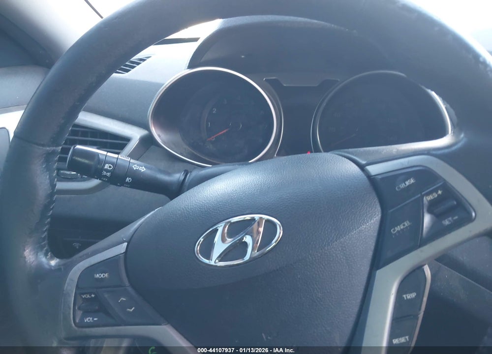 2013 HYUNDAI VELOSTER MIX VIN: KMHTC6AD5DU131668