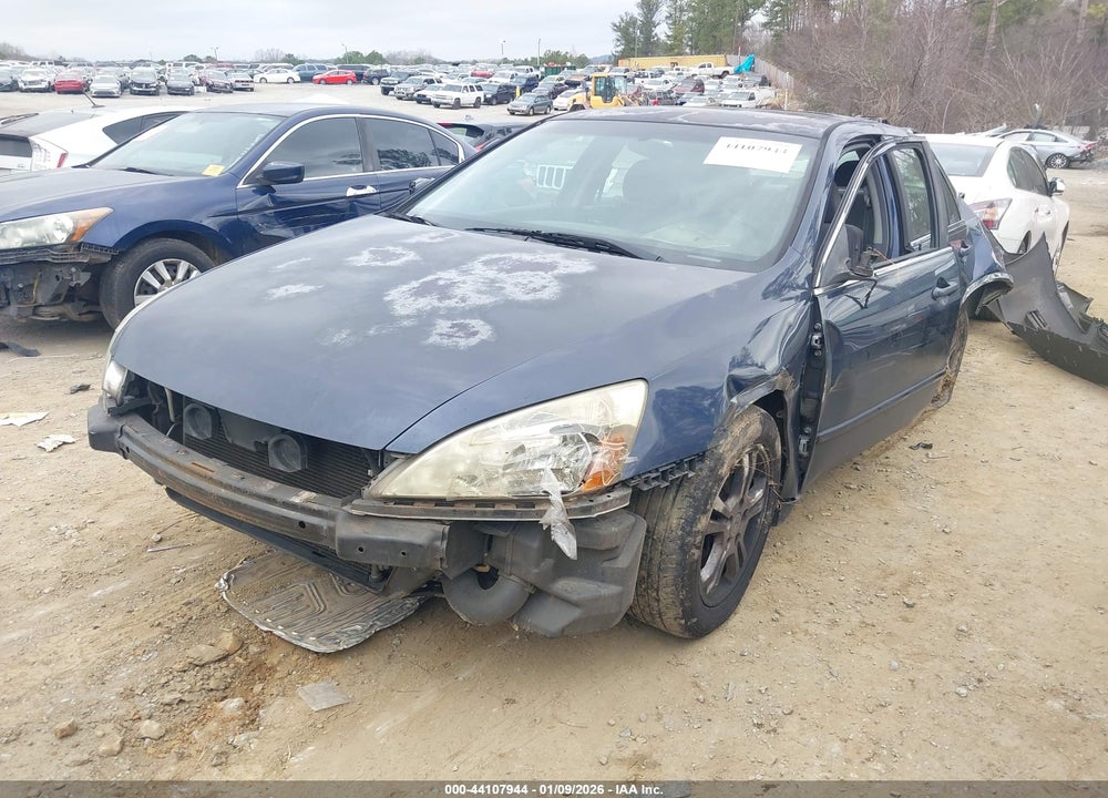 2007 HONDA ACCORD 2.4 EX VIN: JHMCM56787C003903