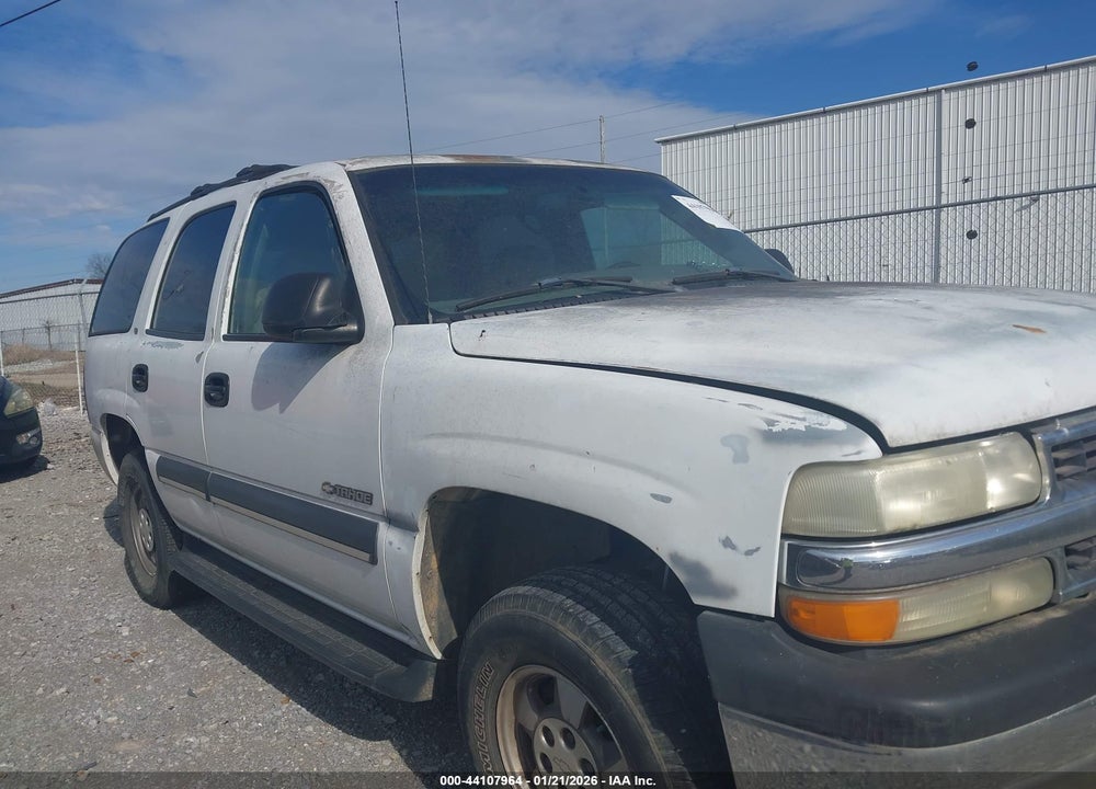 2002 CHEVROLET TAHOE LS VIN: 1GNEC13Z22J300690