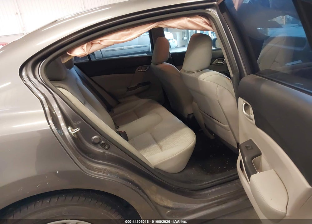 2014 HONDA CIVIC LX VIN: 19XFB2F58EE219533