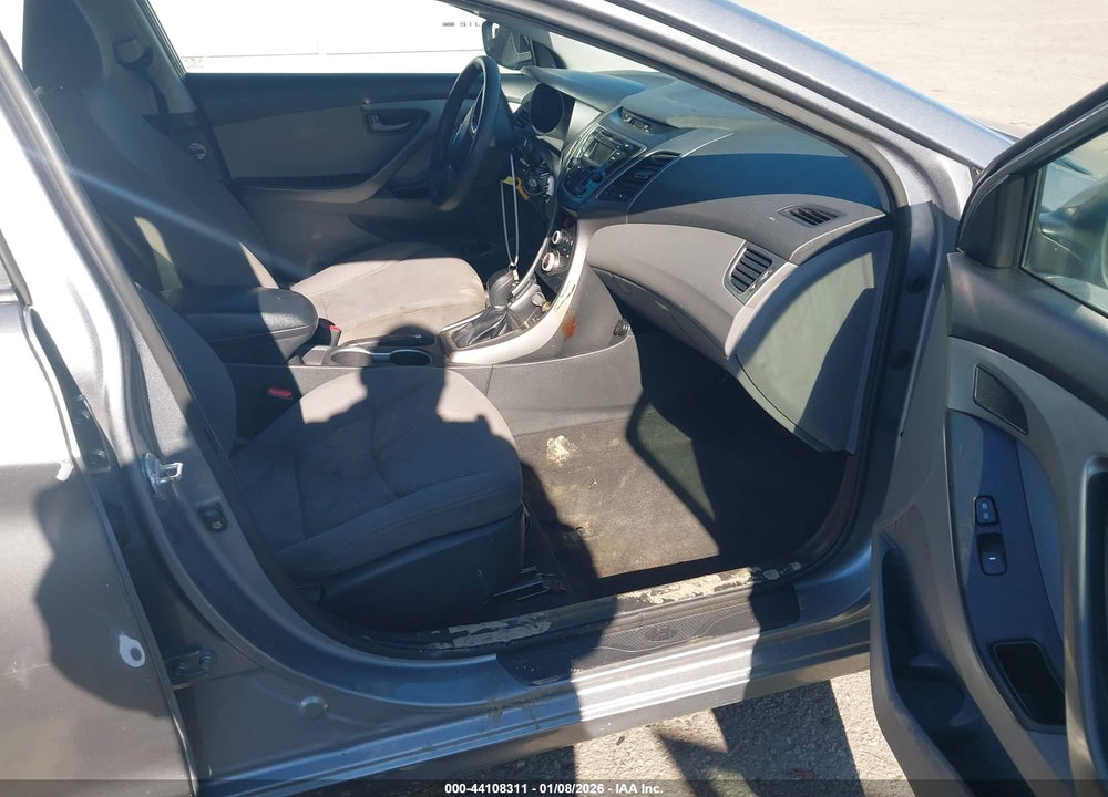 2015 HYUNDAI ELANTRA SE VIN: KMHDH4AE8FU321566