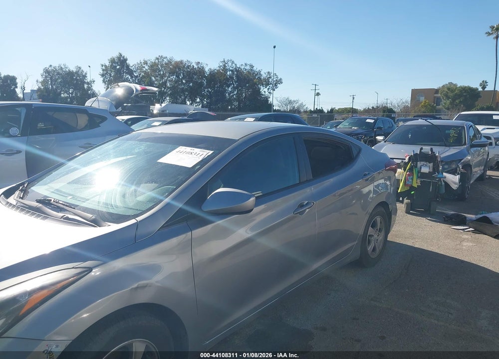 2015 HYUNDAI ELANTRA SE VIN: KMHDH4AE8FU321566