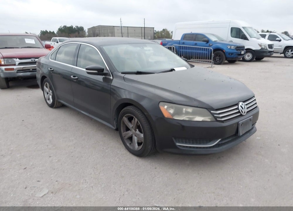 2013 VOLKSWAGEN PASSAT 2.5L SE VIN: 1VWBH7A36DC010570