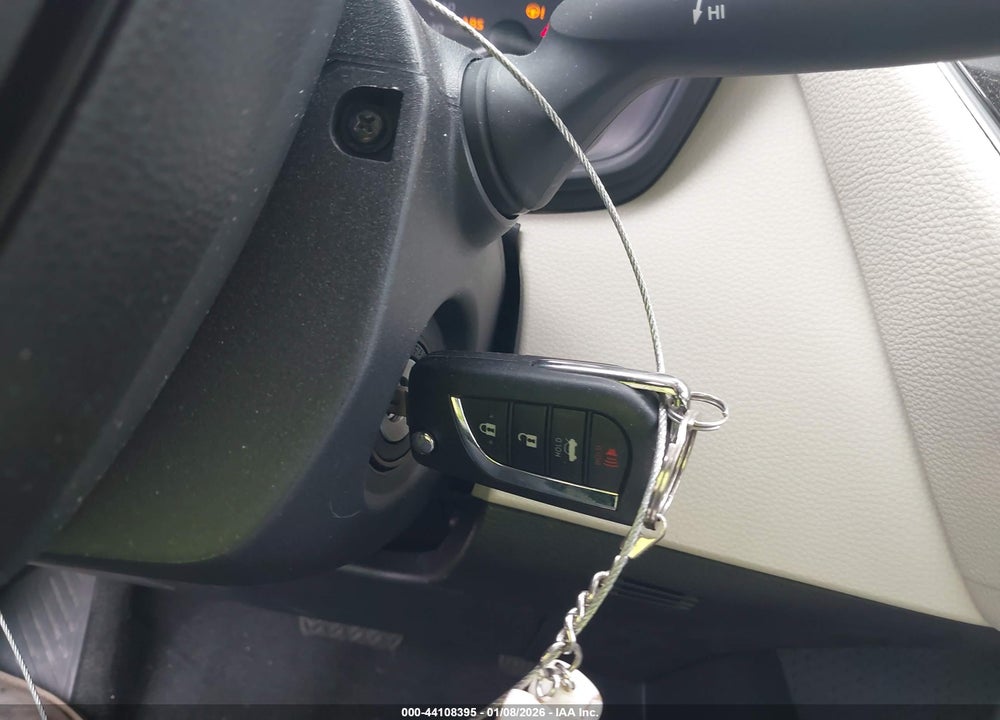 2025 TOYOTA COROLLA LE VIN: 5YFB4MDE9SP335082